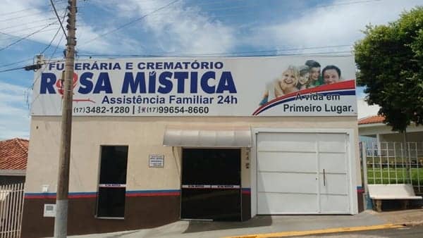 Fachada da Funerária Rosa Mística em Auriflama